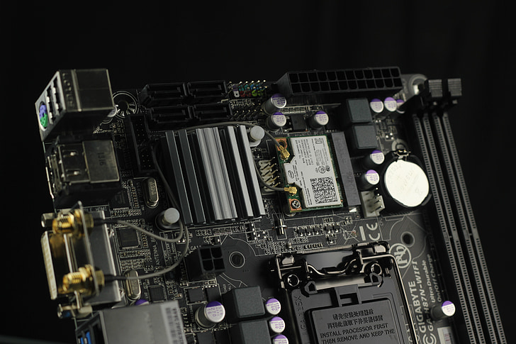 motherboard-cpu-computer-processor-preview.jpg