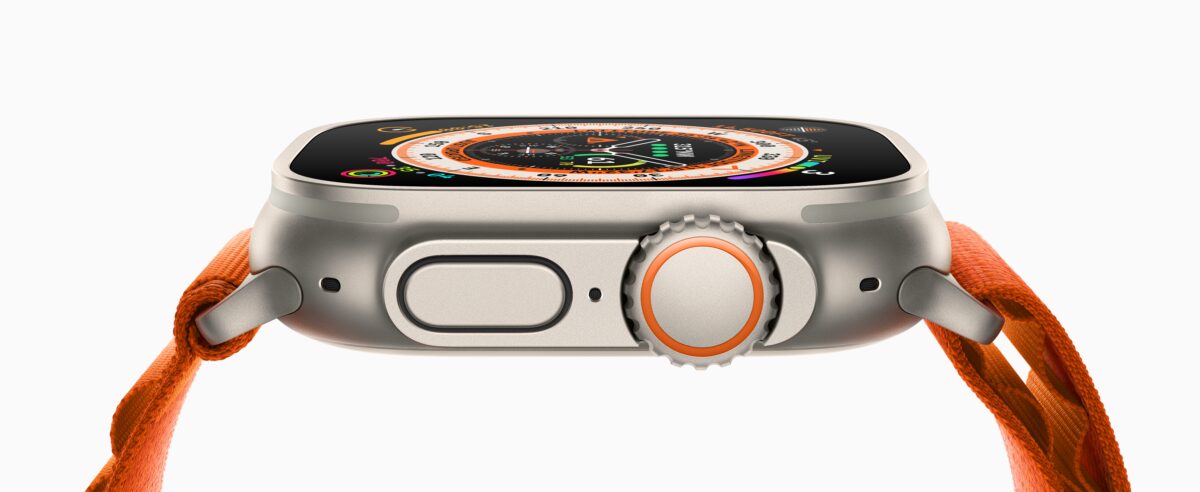 Apple-Watch-Ultra-Orange-Alpine-Loop-Side-Button-Digital-Crown-220907.png